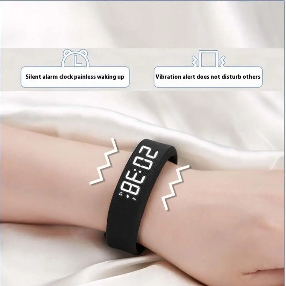 Bracelet Réveil Vibrant LED — Alarme Silencieuse, Podomètre & Waterproof | Novatek Studio