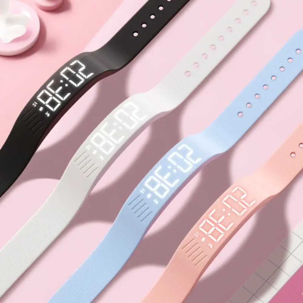 Bracelet Réveil Vibrant LED — Alarme Silencieuse, Podomètre & Waterproof | Novatek Studio
