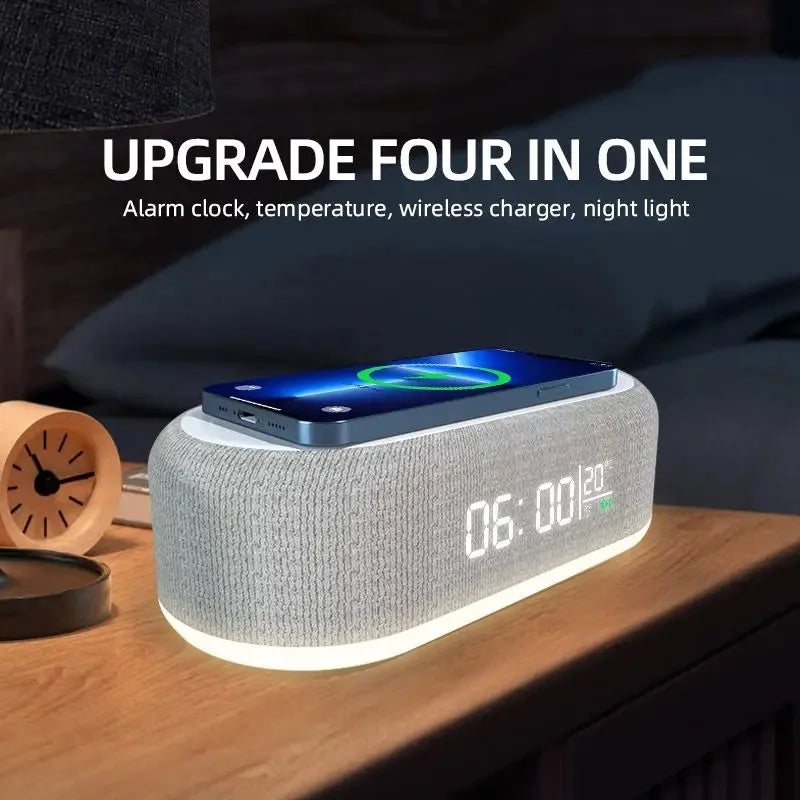 Chargeur Sans Fil 4 en 1 — 15W, Horloge, Lampe Nuit & Thermomètre | Novatek Studio