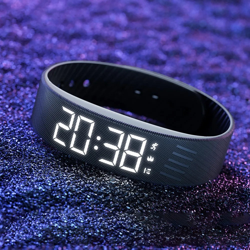 Bracelet Réveil Vibrant LED — Alarme Silencieuse, Podomètre & Waterproof | Novatek Studio
